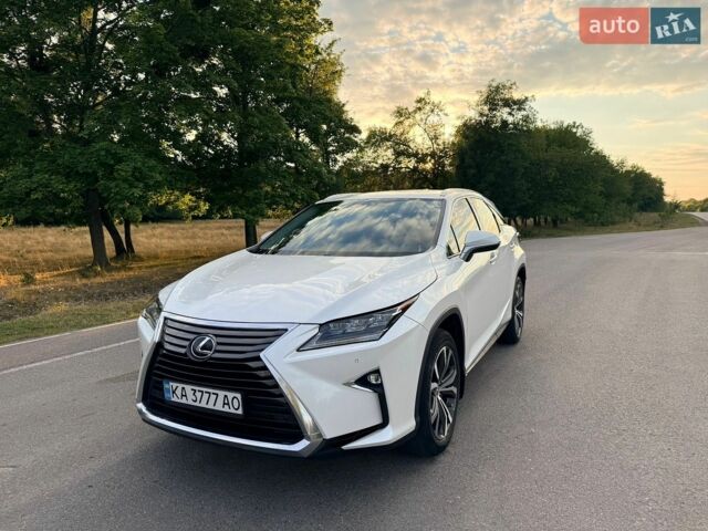 Белый Лексус РХ, объемом двигателя 2 л и пробегом 138 тыс. км за 32000 $, фото 7 на Automoto.ua