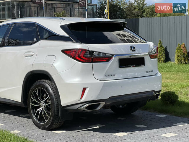 Білий Лексус РХ, об'ємом двигуна 2 л та пробігом 124 тис. км за 33900 $, фото 17 на Automoto.ua
