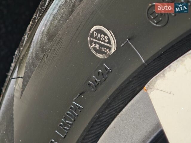 Білий Лексус РХ, об'ємом двигуна 3.46 л та пробігом 71 тис. км за 32000 $, фото 80 на Automoto.ua