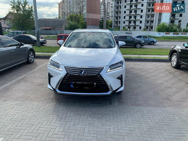 Белый Лексус РХ, объемом двигателя 2 л и пробегом 170 тыс. км за 29000 $, фото 2 на Automoto.ua