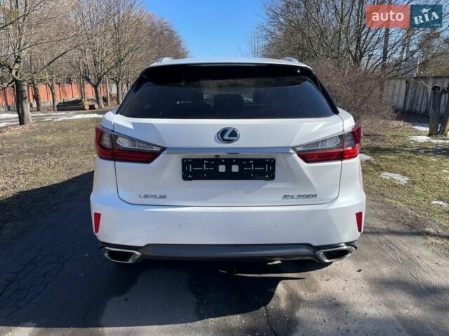 Белый Лексус РХ, объемом двигателя 2 л и пробегом 146 тыс. км за 27500 $, фото 5 на Automoto.ua