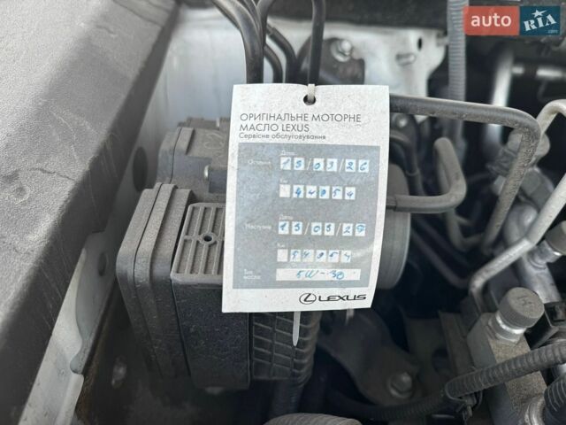 Білий Лексус РХ, об'ємом двигуна 3.46 л та пробігом 56 тис. км за 33500 $, фото 10 на Automoto.ua