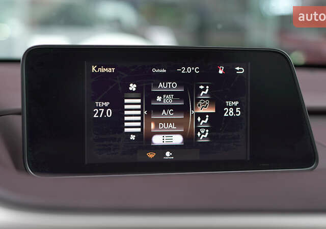 Белый Лексус РХ, объемом двигателя 2 л и пробегом 122 тыс. км за 31403 $, фото 26 на Automoto.ua