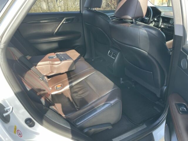 Білий Лексус РХ, об'ємом двигуна 2 л та пробігом 147 тис. км за 587 $, фото 7 на Automoto.ua