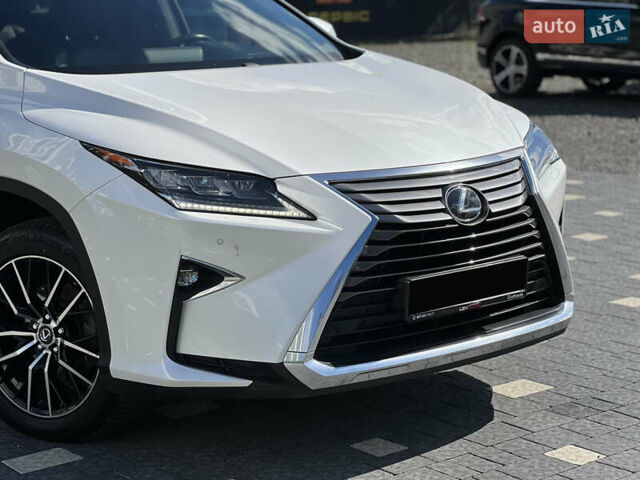 Білий Лексус РХ, об'ємом двигуна 2 л та пробігом 124 тис. км за 33900 $, фото 12 на Automoto.ua