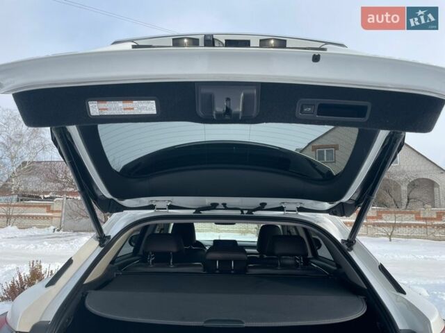 Белый Лексус РХ, объемом двигателя 2 л и пробегом 147 тыс. км за 27700 $, фото 36 на Automoto.ua