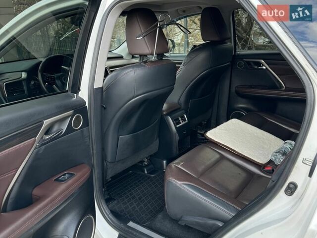 Білий Лексус РХ, об'ємом двигуна 3.46 л та пробігом 109 тис. км за 34800 $, фото 10 на Automoto.ua