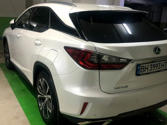 Белый Лексус РХ, объемом двигателя 2 л и пробегом 146 тыс. км за 29500 $, фото 9 на Automoto.ua