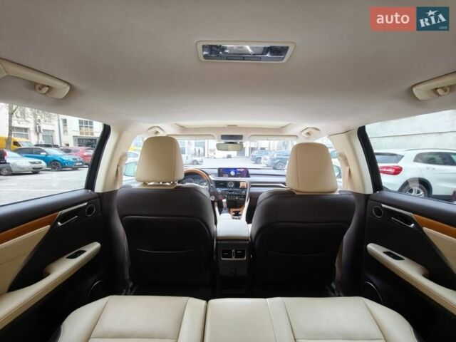 Білий Лексус РХ, об'ємом двигуна 3.46 л та пробігом 71 тис. км за 32000 $, фото 70 на Automoto.ua