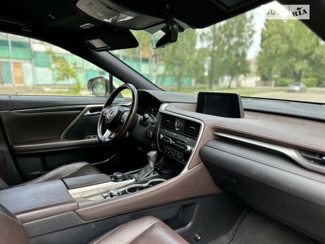 Білий Лексус РХ, об'ємом двигуна 2 л та пробігом 186 тис. км за 26700 $, фото 29 на Automoto.ua