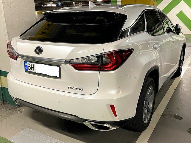 Белый Лексус РХ, объемом двигателя 35 л и пробегом 64 тыс. км за 33000 $, фото 2 на Automoto.ua