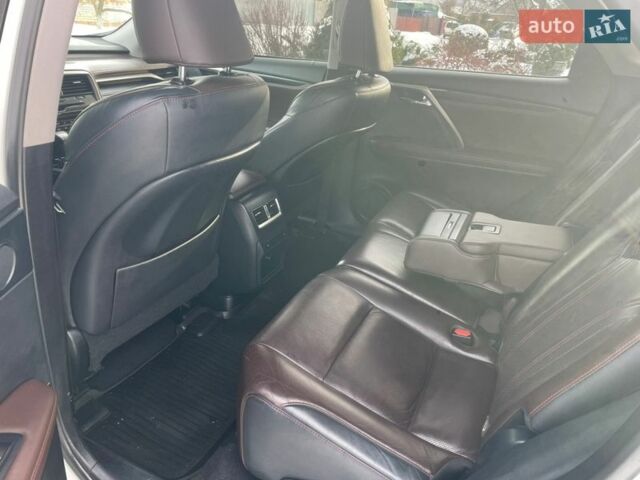 Белый Лексус РХ, объемом двигателя 2 л и пробегом 147 тыс. км за 27700 $, фото 24 на Automoto.ua