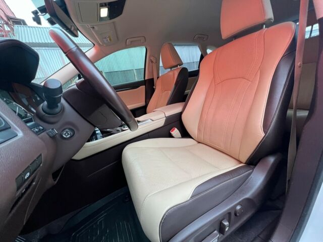 Білий Лексус РХ, об'ємом двигуна 2 л та пробігом 80 тис. км за 37600 $, фото 14 на Automoto.ua