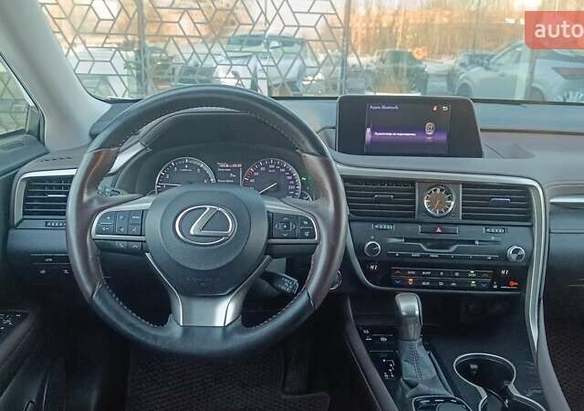 Белый Лексус РХ, объемом двигателя 2 л и пробегом 38 тыс. км за 38475 $, фото 8 на Automoto.ua