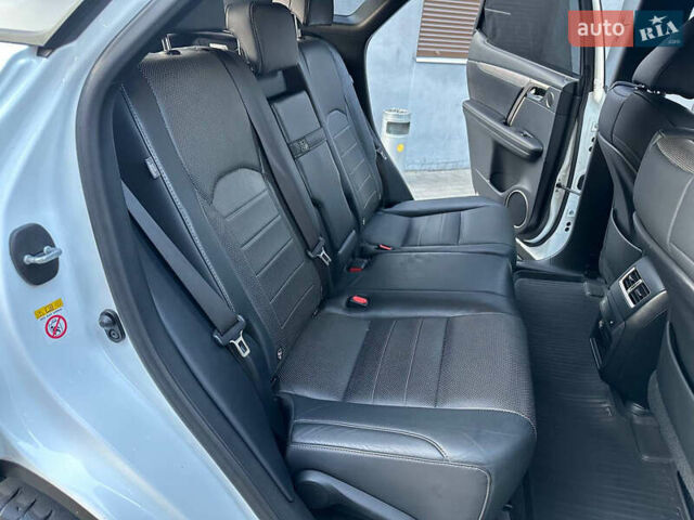 Белый Лексус РХ, объемом двигателя 2 л и пробегом 139 тыс. км за 42000 $, фото 23 на Automoto.ua