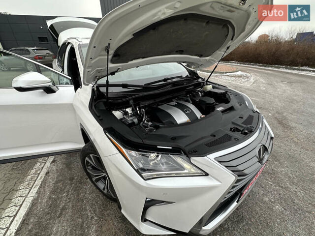 Белый Лексус РХ, объемом двигателя 3.5 л и пробегом 143 тыс. км за 33500 $, фото 177 на Automoto.ua