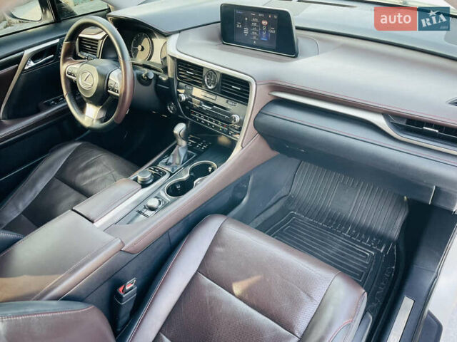 Белый Лексус РХ, объемом двигателя 2 л и пробегом 145 тыс. км за 28000 $, фото 13 на Automoto.ua