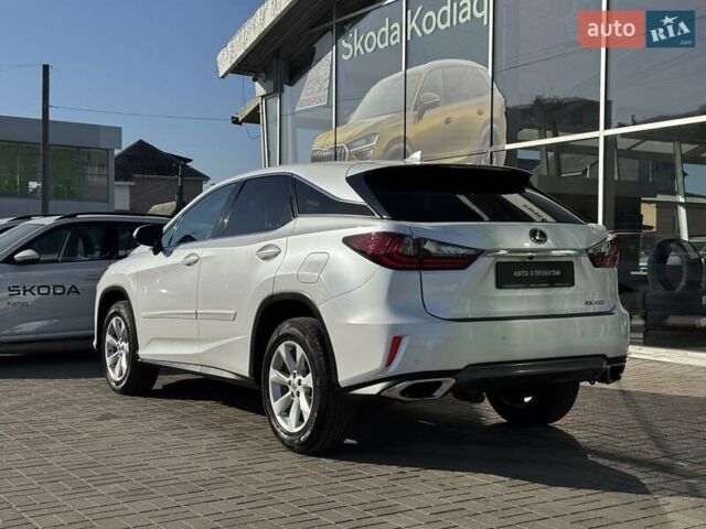Білий Лексус РХ, об'ємом двигуна 3.46 л та пробігом 160 тис. км за 29500 $, фото 6 на Automoto.ua