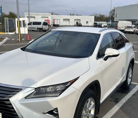 Белый Лексус РХ, объемом двигателя 2 л и пробегом 3 тыс. км за 28508 $, фото 8 на Automoto.ua