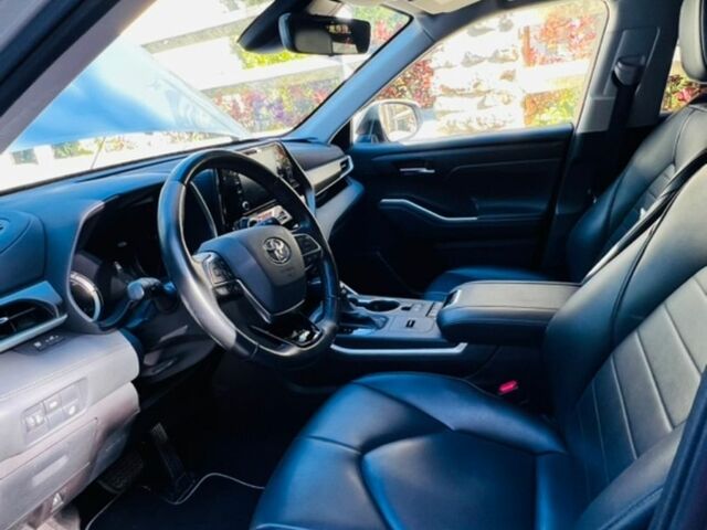 Белый Лексус РХ, объемом двигателя 3.46 л и пробегом 170 тыс. км за 31499 $, фото 17 на Automoto.ua