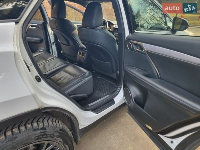 Белый Лексус РХ, объемом двигателя 3.46 л и пробегом 174 тыс. км за 36000 $, фото 19 на Automoto.ua