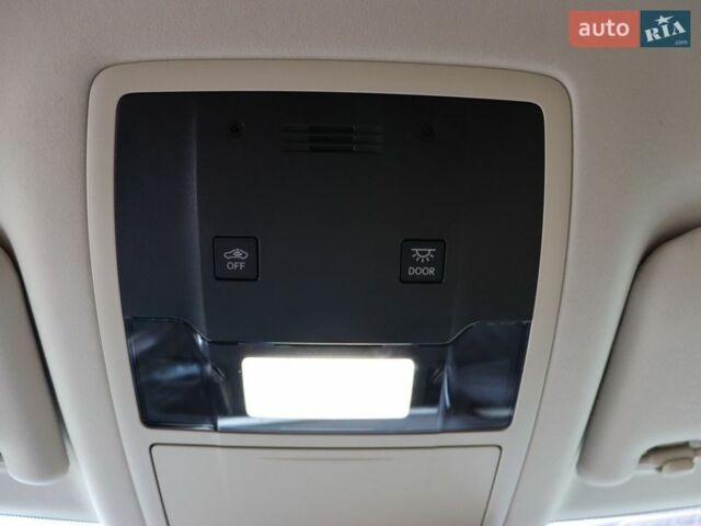 Білий Лексус РХ, об'ємом двигуна 2 л та пробігом 32 тис. км за 39900 $, фото 30 на Automoto.ua