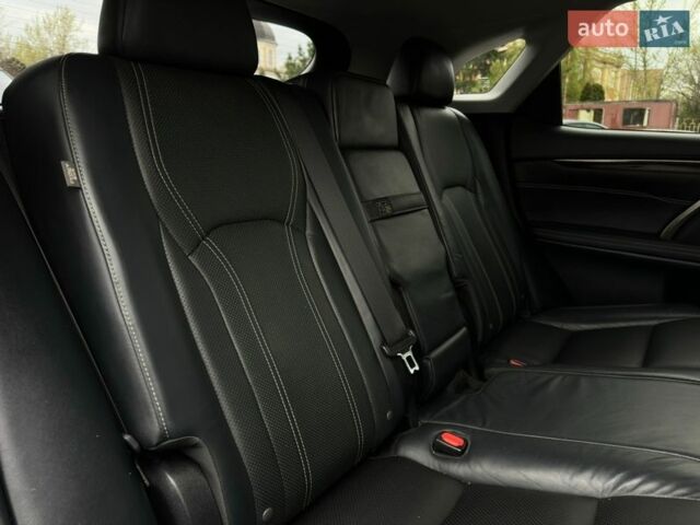 Белый Лексус РХ, объемом двигателя 3.46 л и пробегом 60 тыс. км за 35500 $, фото 42 на Automoto.ua