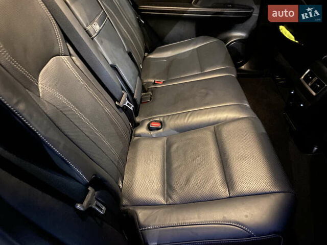 Білий Лексус РХ, об'ємом двигуна 2 л та пробігом 52 тис. км за 42500 $, фото 46 на Automoto.ua