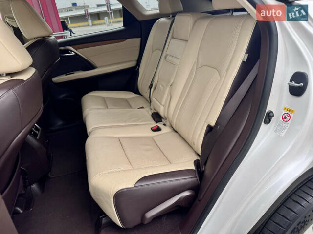 Лексус РХ 2018 в Киеве на Automoto.ua Белый Лексус РХ, объемом двигателя 3.46 л и пробегом 135 тыс. км за 29999 $, фото 48 на Automoto.ua