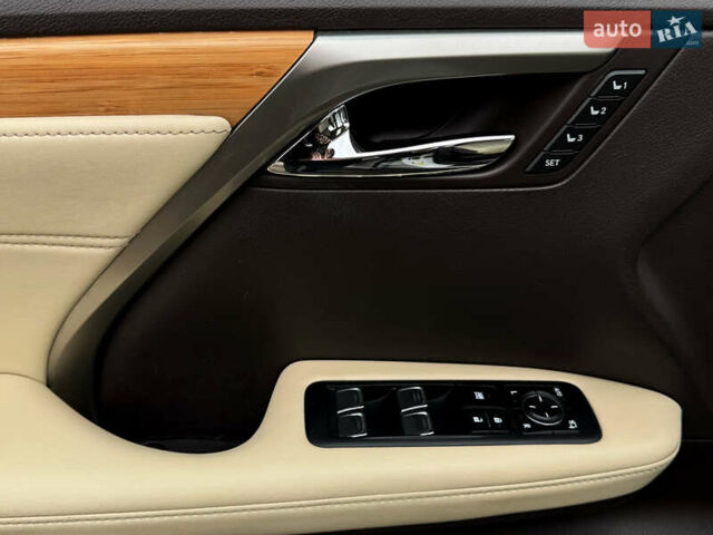 Белый Лексус РХ, объемом двигателя 3.46 л и пробегом 148 тыс. км за 37900 $, фото 16 на Automoto.ua