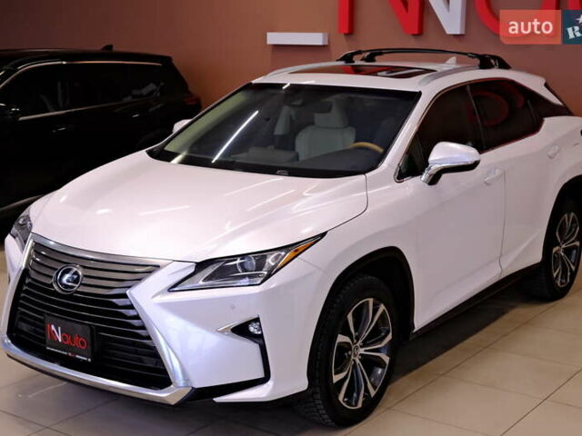 Белый Лексус РХ, объемом двигателя 3.46 л и пробегом 48 тыс. км за 36900 $, фото 2 на Automoto.ua