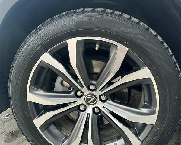 Белый Лексус РХ, объемом двигателя 2 л и пробегом 230 тыс. км за 31000 $, фото 15 на Automoto.ua