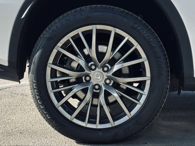 Білий Лексус РХ, об'ємом двигуна 3.5 л та пробігом 125 тис. км за 33999 $, фото 6 на Automoto.ua