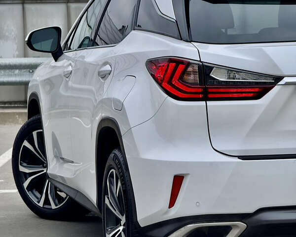 Лексус РХ 2018 в Киеве на Automoto.ua Белый Лексус РХ, объемом двигателя 3.46 л и пробегом 135 тыс. км за 29999 $, фото 14 на Automoto.ua
