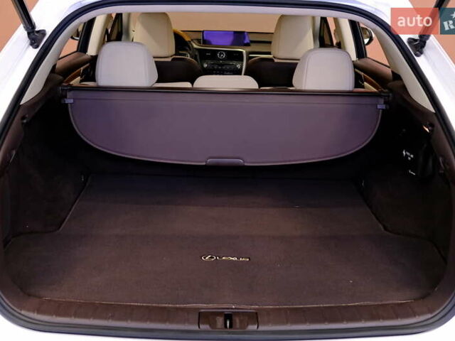 Белый Лексус РХ, объемом двигателя 3.46 л и пробегом 48 тыс. км за 36900 $, фото 52 на Automoto.ua