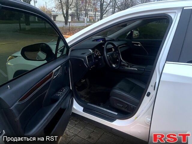 Белый Лексус РХ, объемом двигателя 3.5 л и пробегом 52 тыс. км за 42000 $, фото 7 на Automoto.ua