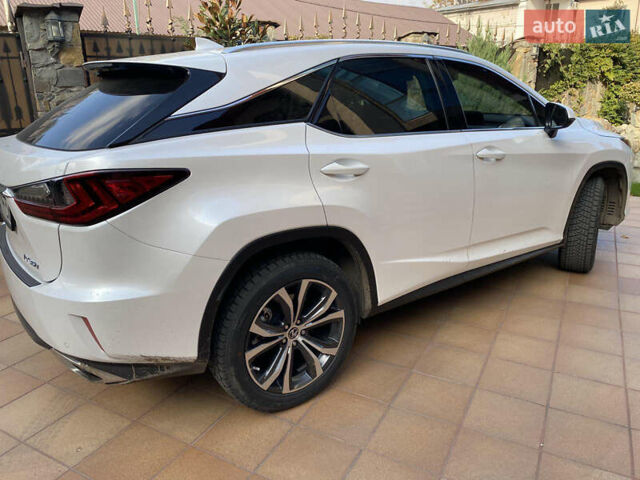 Белый Лексус РХ, объемом двигателя 3.46 л и пробегом 47 тыс. км за 36400 $, фото 3 на Automoto.ua