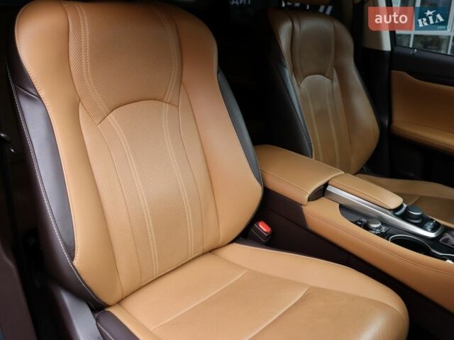 Білий Лексус РХ, об'ємом двигуна 2 л та пробігом 32 тис. км за 39900 $, фото 36 на Automoto.ua