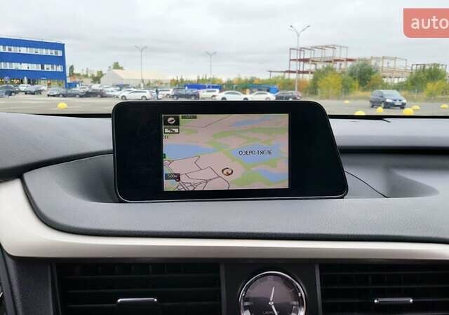 Белый Лексус РХ, объемом двигателя 2 л и пробегом 214 тыс. км за 29300 $, фото 14 на Automoto.ua