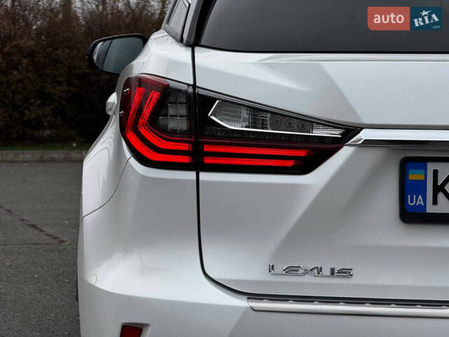 Білий Лексус РХ, об'ємом двигуна 2 л та пробігом 99 тис. км за 36500 $, фото 14 на Automoto.ua