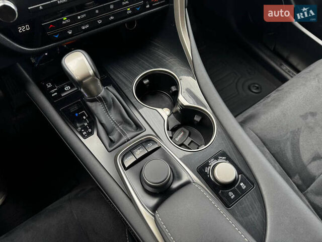 Білий Лексус РХ, об'ємом двигуна 2 л та пробігом 99 тис. км за 36500 $, фото 39 на Automoto.ua