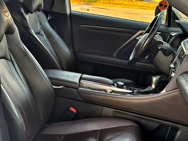 Белый Лексус РХ, объемом двигателя 2 л и пробегом 158 тыс. км за 32000 $, фото 1 на Automoto.ua