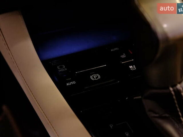 Белый Лексус РХ, объемом двигателя 3.46 л и пробегом 48 тыс. км за 36900 $, фото 19 на Automoto.ua