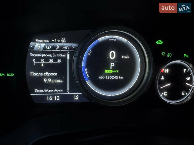 Білий Лексус РХ, об'ємом двигуна 3.46 л та пробігом 131 тис. км за 33500 $, фото 27 на Automoto.ua