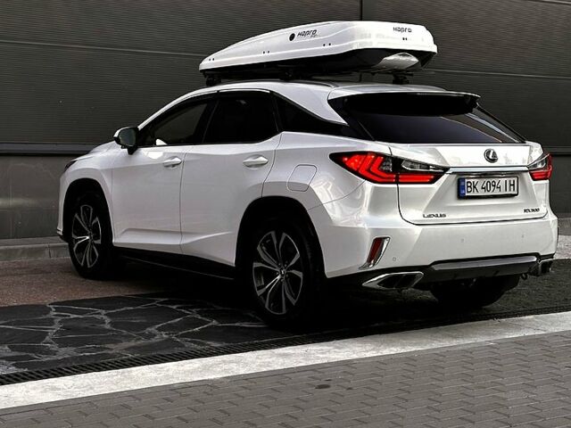 Белый Лексус РХ, объемом двигателя 2 л и пробегом 158 тыс. км за 32000 $, фото 7 на Automoto.ua