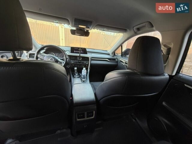 Белый Лексус РХ, объемом двигателя 2 л и пробегом 168 тыс. км за 31500 $, фото 10 на Automoto.ua