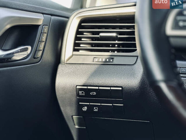 Білий Лексус РХ, об'ємом двигуна 3.46 л та пробігом 125 тис. км за 34000 $, фото 46 на Automoto.ua