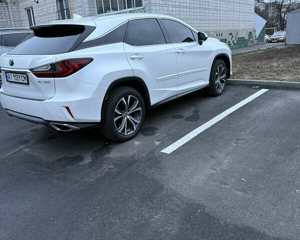 Белый Лексус РХ, объемом двигателя 3.5 л и пробегом 180 тыс. км за 32500 $, фото 4 на Automoto.ua