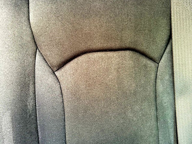 Білий Лексус РХ, об'ємом двигуна 2 л та пробігом 98 тис. км за 35000 $, фото 9 на Automoto.ua