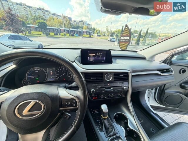 Білий Лексус РХ, об'ємом двигуна 3.46 л та пробігом 170 тис. км за 31500 $, фото 5 на Automoto.ua